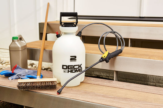 Smith™ Deck & Home; 2-Gallon Universal Sprayer 190399 - hero