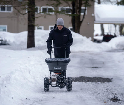 Smith SB-80 spreader in winter use