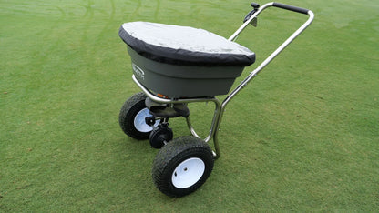 Smith SB-80SL spreader, side view on course